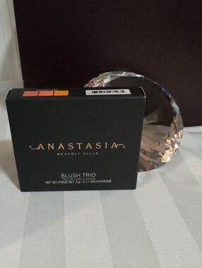 Anastasia Beverly Hills Blush Trio - "Peachy Love"